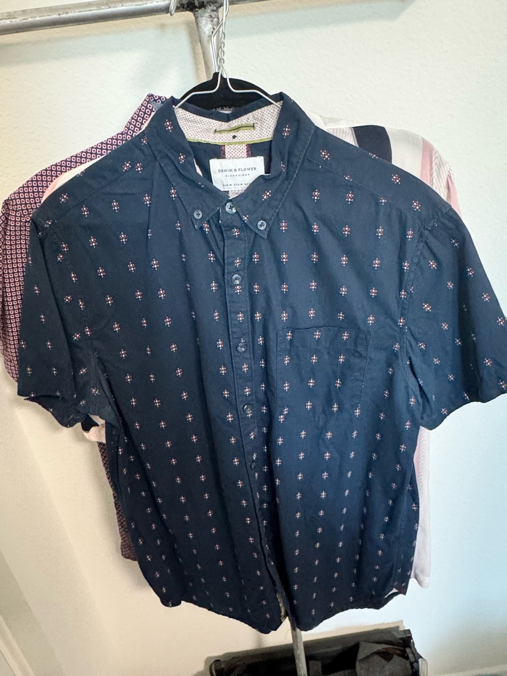 🌟 Denim & Flower Men’s Short Sleeve Button-Up Shirt Bundle – Lot of 6 🌟 👔 M/L/XL - Picture 12 of 16